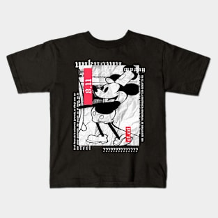 A mouse driving a boat | gothic alternative clothing | grunge | dark | black and white Kids T-Shirt